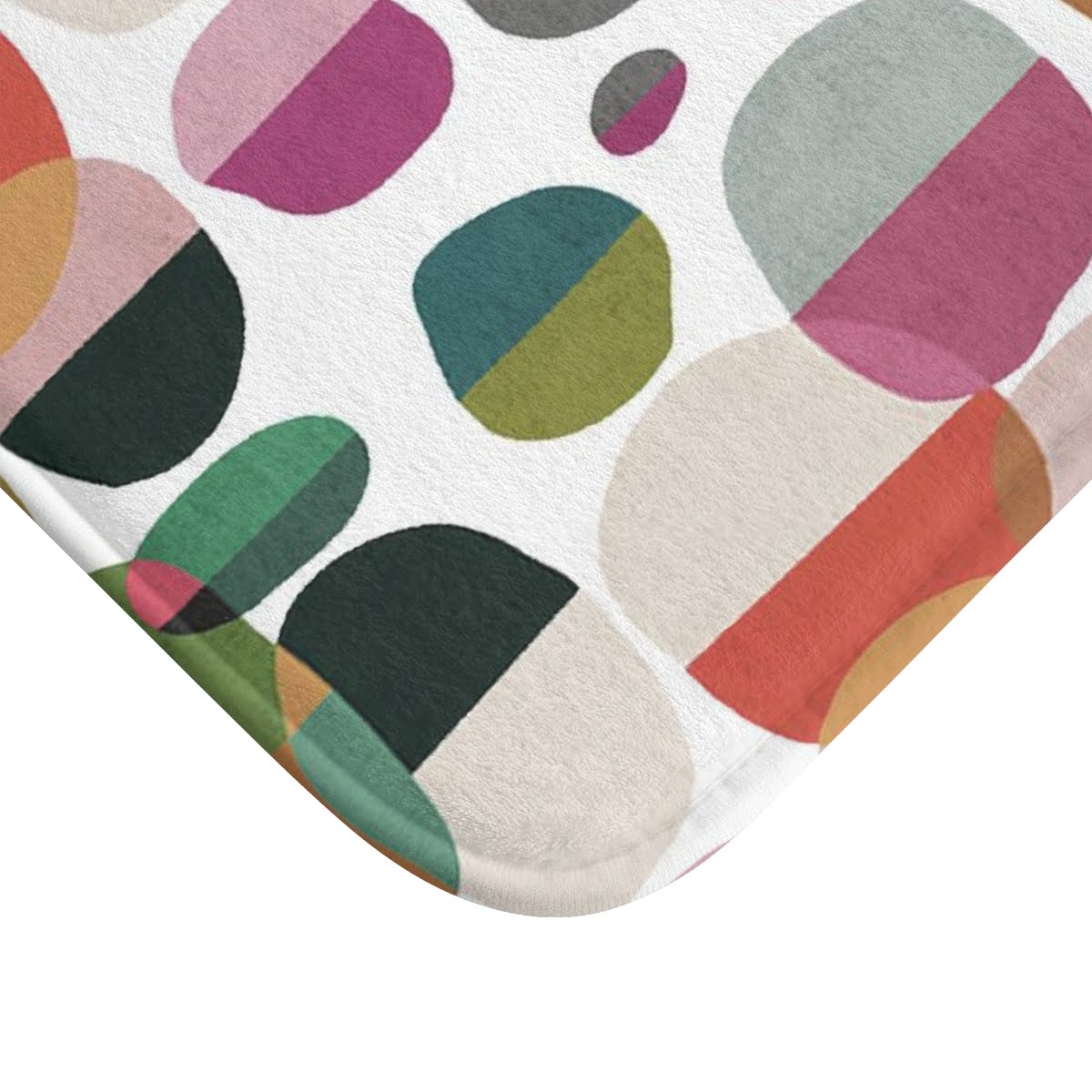 Non Slip Bath Mat With Modern Abstract Colorful Geometric Print. Super Comfortable Absorbent Bath Mat Which Is Mold And Mildew Resistant, Wahable And Dries Quickly. - Image 4